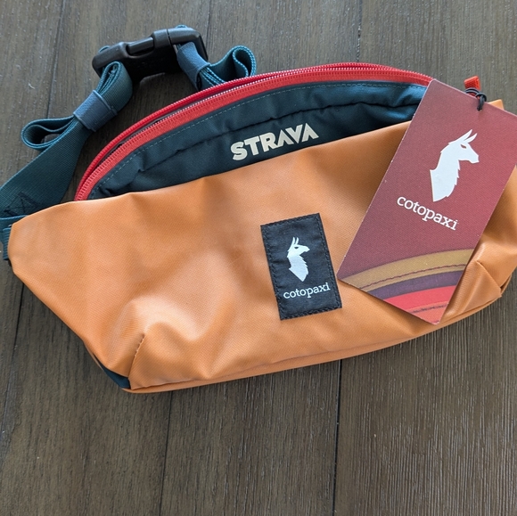Cotopaxi Hip Bag 2L - Picture 1 of 2